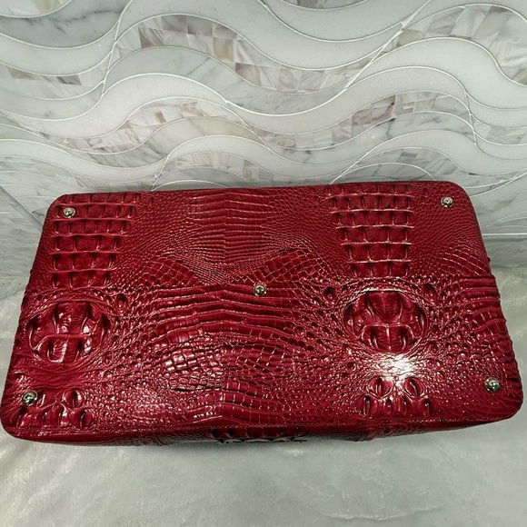 NWT Brahmin Weekender in Merlot Elegant Red Crocodile-Embossed Tote Bag - Picture 3 of 10